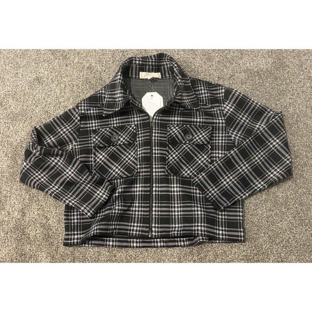 Girls Jacket Black and White Size Small NWT A3